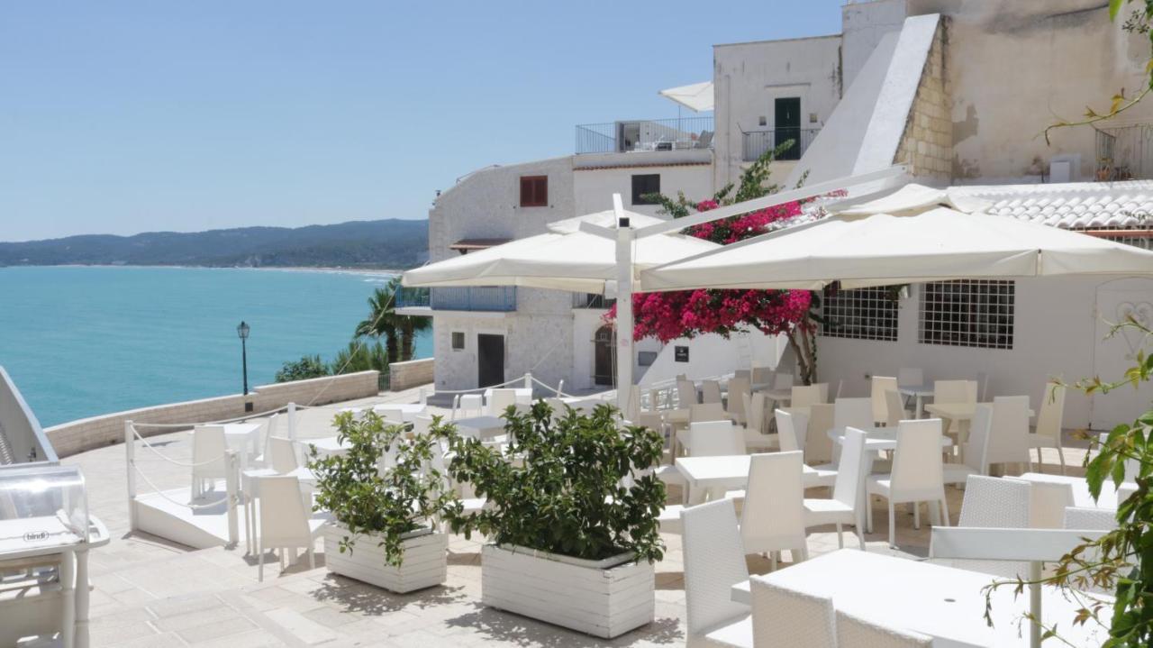 Piazzetta Petrone Apartments + Parking Vieste Zewnętrze zdjęcie