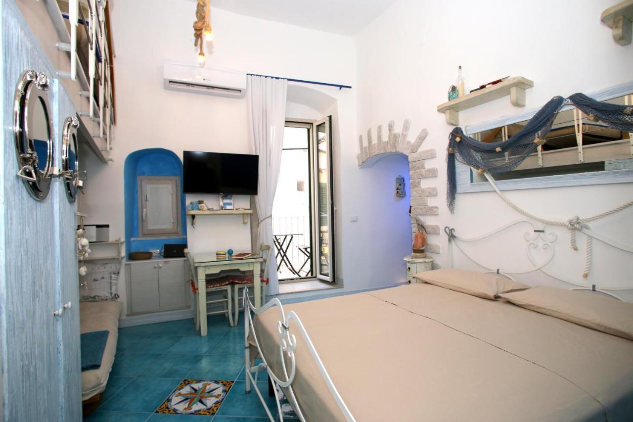 Piazzetta Petrone Apartments + Parking Vieste Zewnętrze zdjęcie