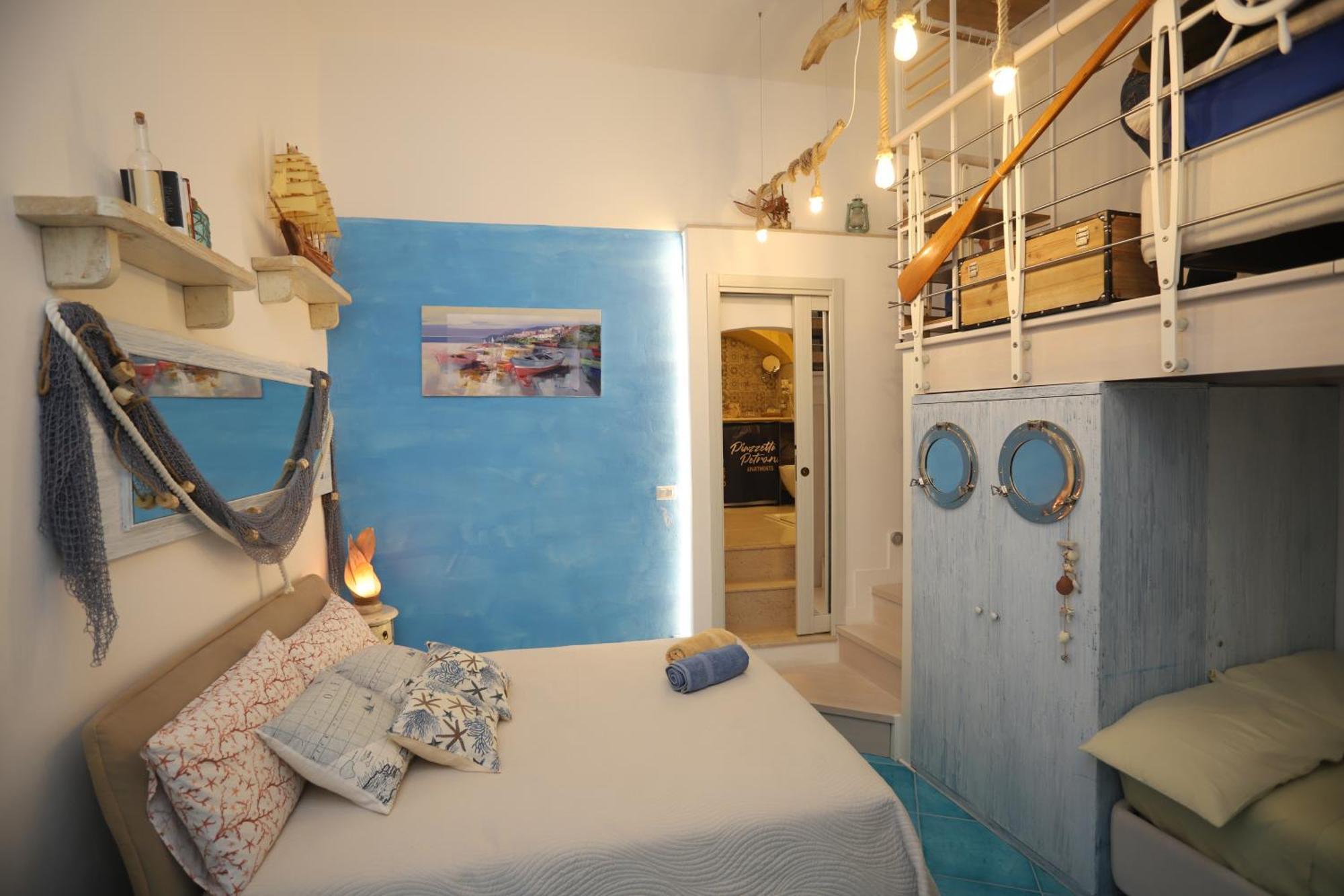 Piazzetta Petrone Apartments + Parking Vieste Zewnętrze zdjęcie